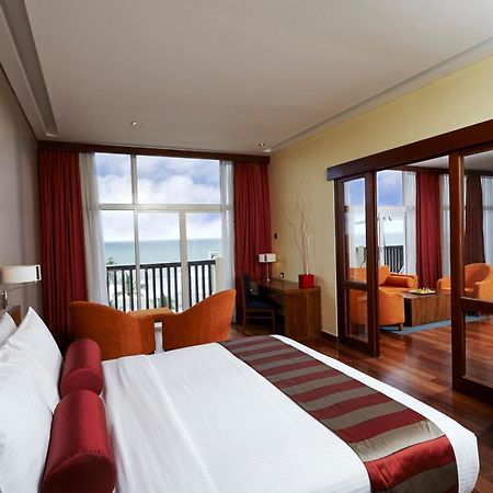 Turyaa Kalutara Hotel Bagian luar foto