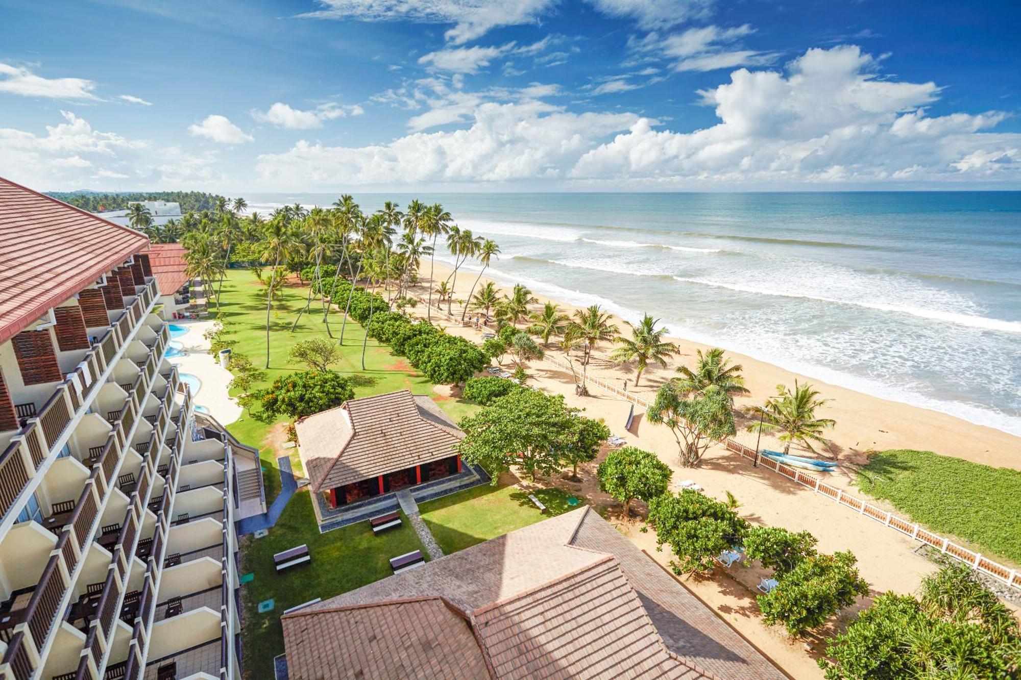 Turyaa Kalutara Hotel Bagian luar foto